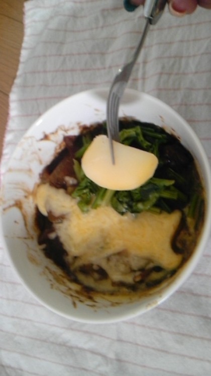 もっちりチーズ入りほうれん草入りカレーのフォンデュ
