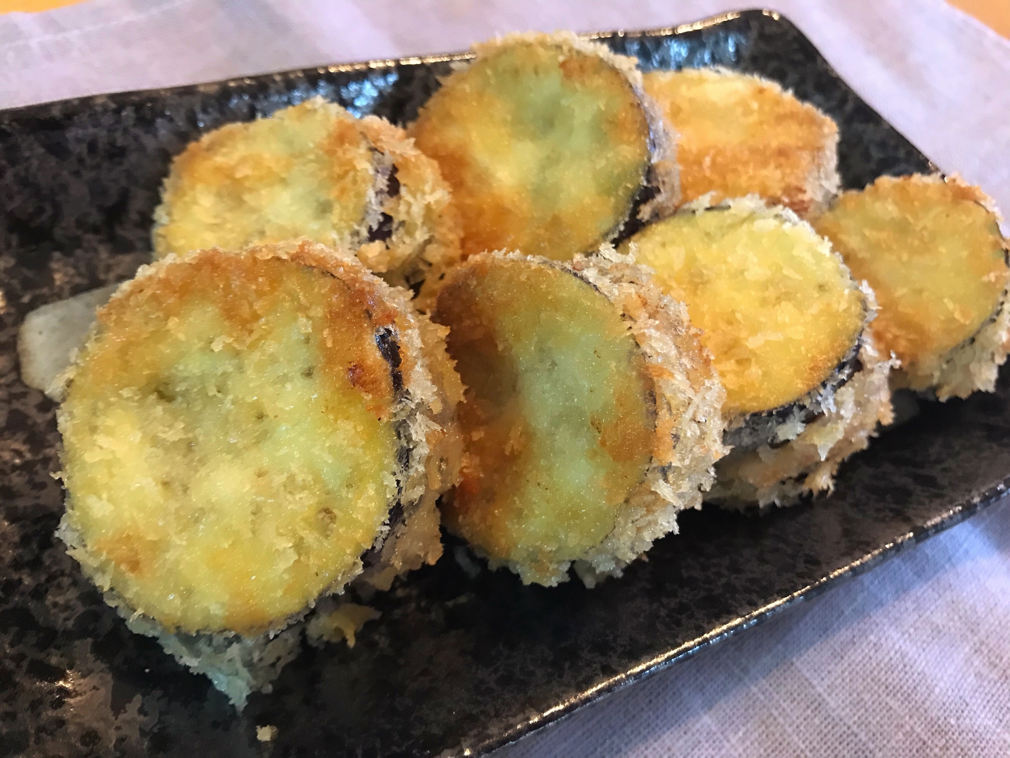 からし醤油と!ナスのベーコンはさみ揚げ