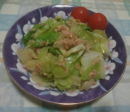 ツナとかつお節の旨みたっぷりで美味しいですね。調味料も少なく、簡単に出来て大助かりです。