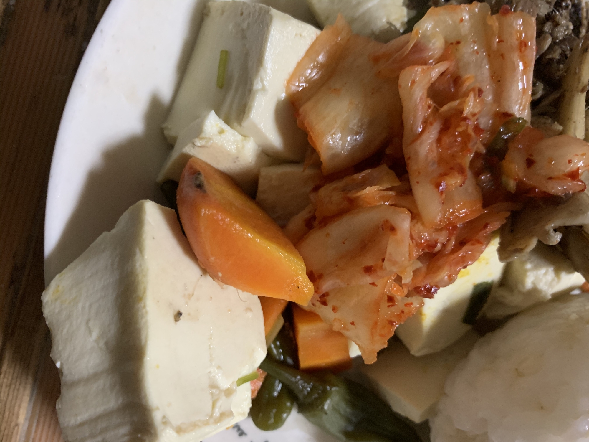 茹で野菜と豆腐のキムチのせ