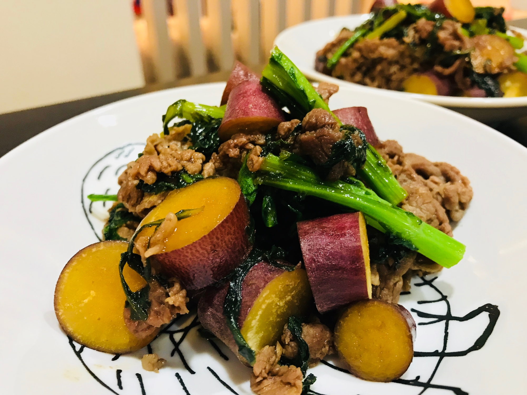 さつまいもと春菊の牛肉煮