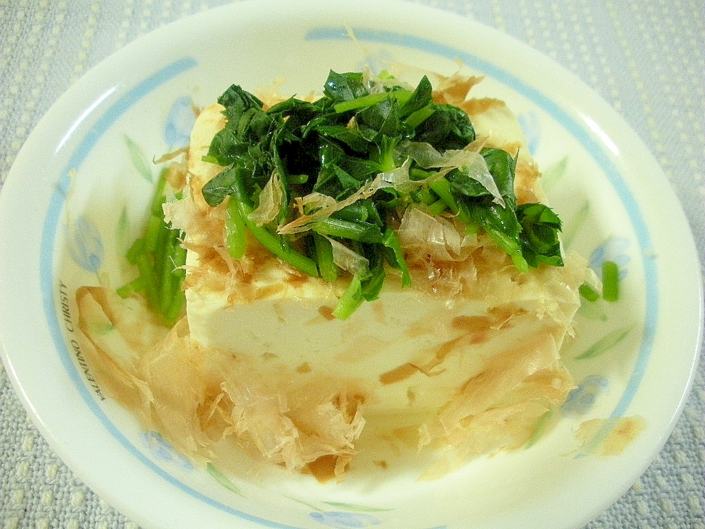 ☆みつばとおかかの鶏がら塩糀冷ややっこ☆