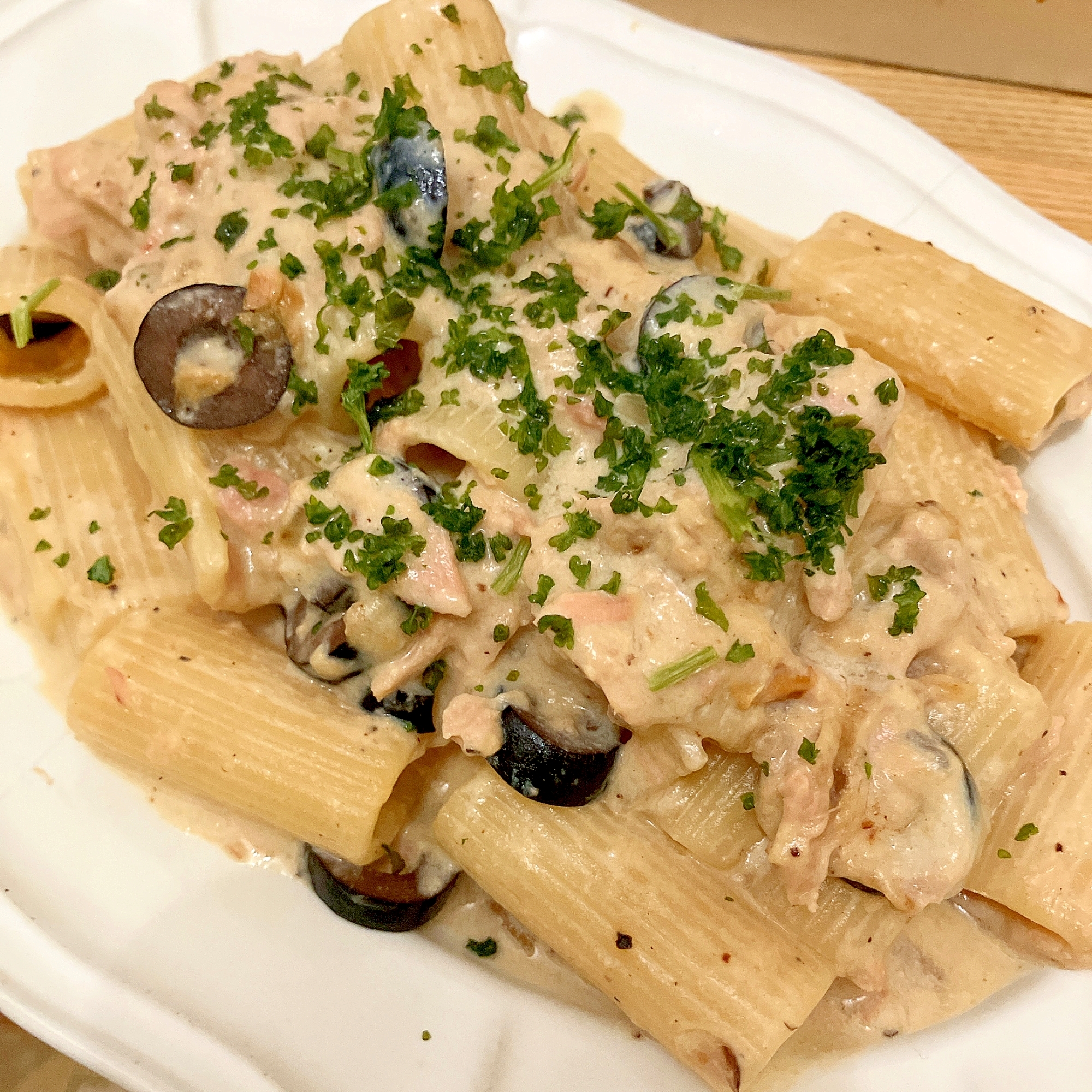 豆乳をつかって！ツナとオリーブのリガトーニ