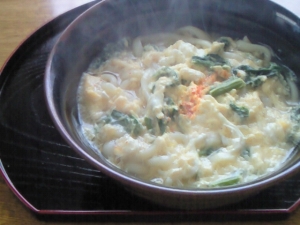 あったまる～♨ほうれん草入り卵とじうどん