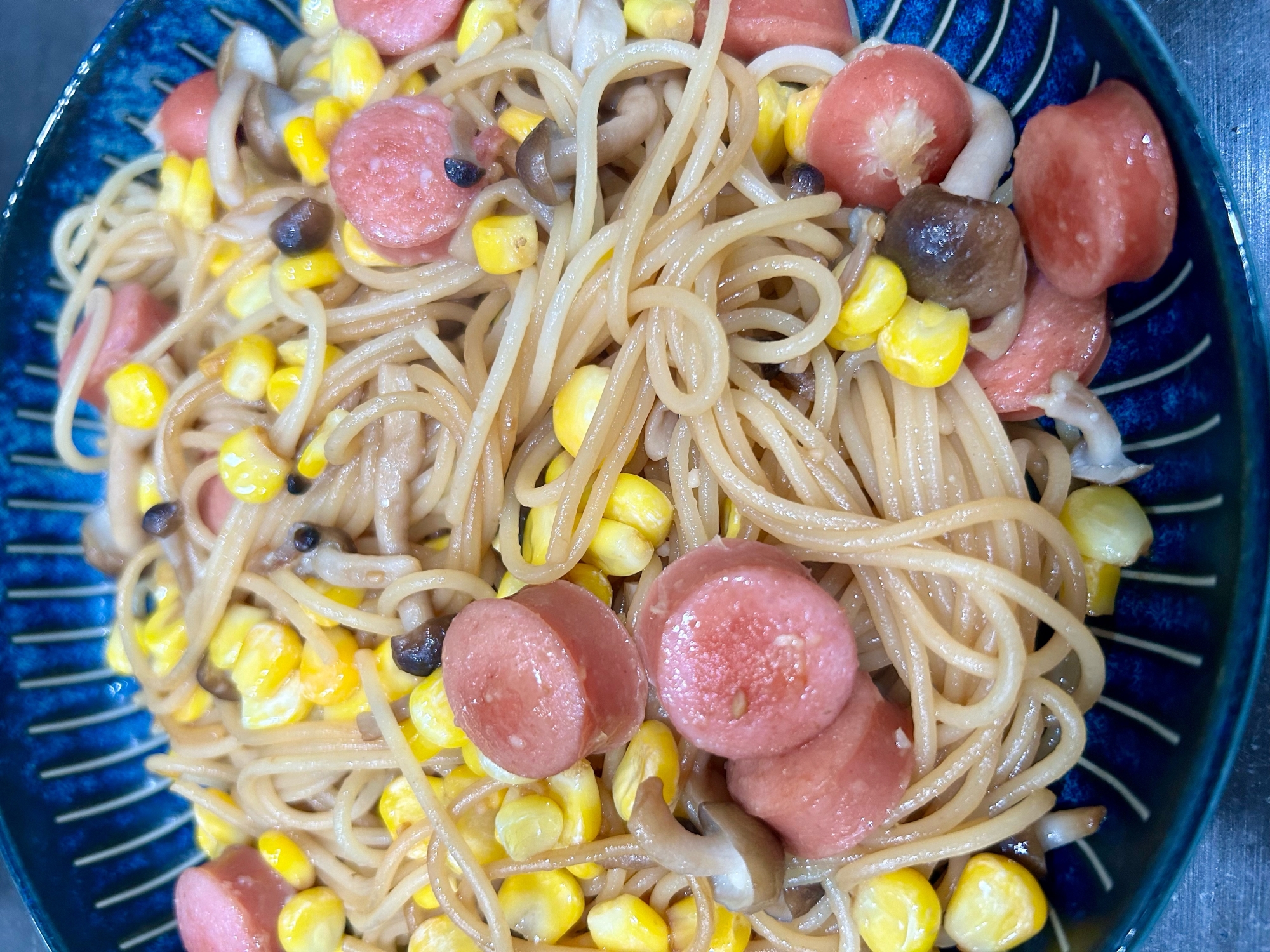 コーンのにんにくバター醤油パスタ♪