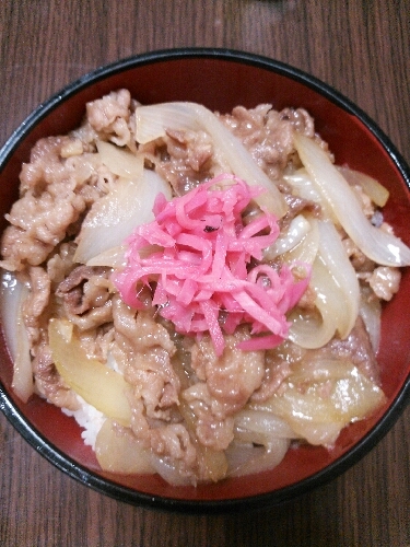 ニンニク入りの牛丼は初めて食べたけど、とても美味しかったです♪
主人も喜んでくれて良かったですヽ(^o^)丿