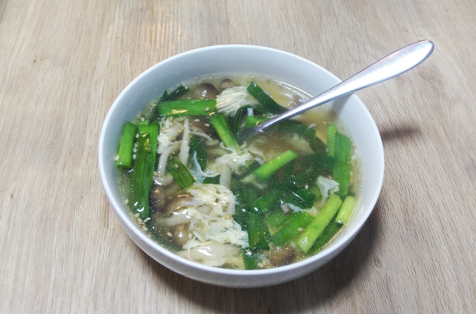 ニラとふわたまの中華スープ♡