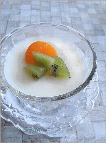 初夏のおもてなしにプルンと冷た~いパンナコッタ♪