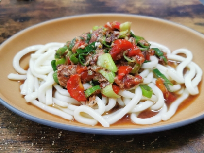 サバ缶とトマトの冷やしうどん