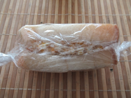 食パンが1枚しかなかったので、折り畳みました♪
マヨコーン美味しいですね！
また作ります
(*´▽｀*)