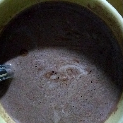麦茶でできたホットミルクココア