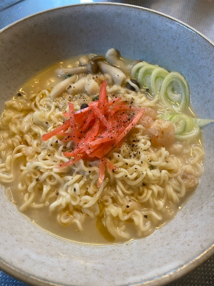 ５分で！バター＆天かす❤コクのある塩ラーメン♪