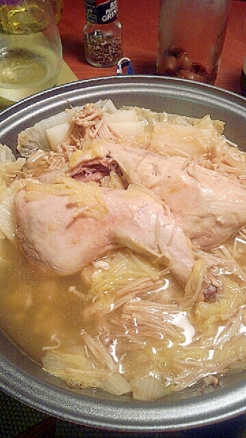 にんにくパワー☆ほろほろ鶏肉と白菜のスタミナスープ