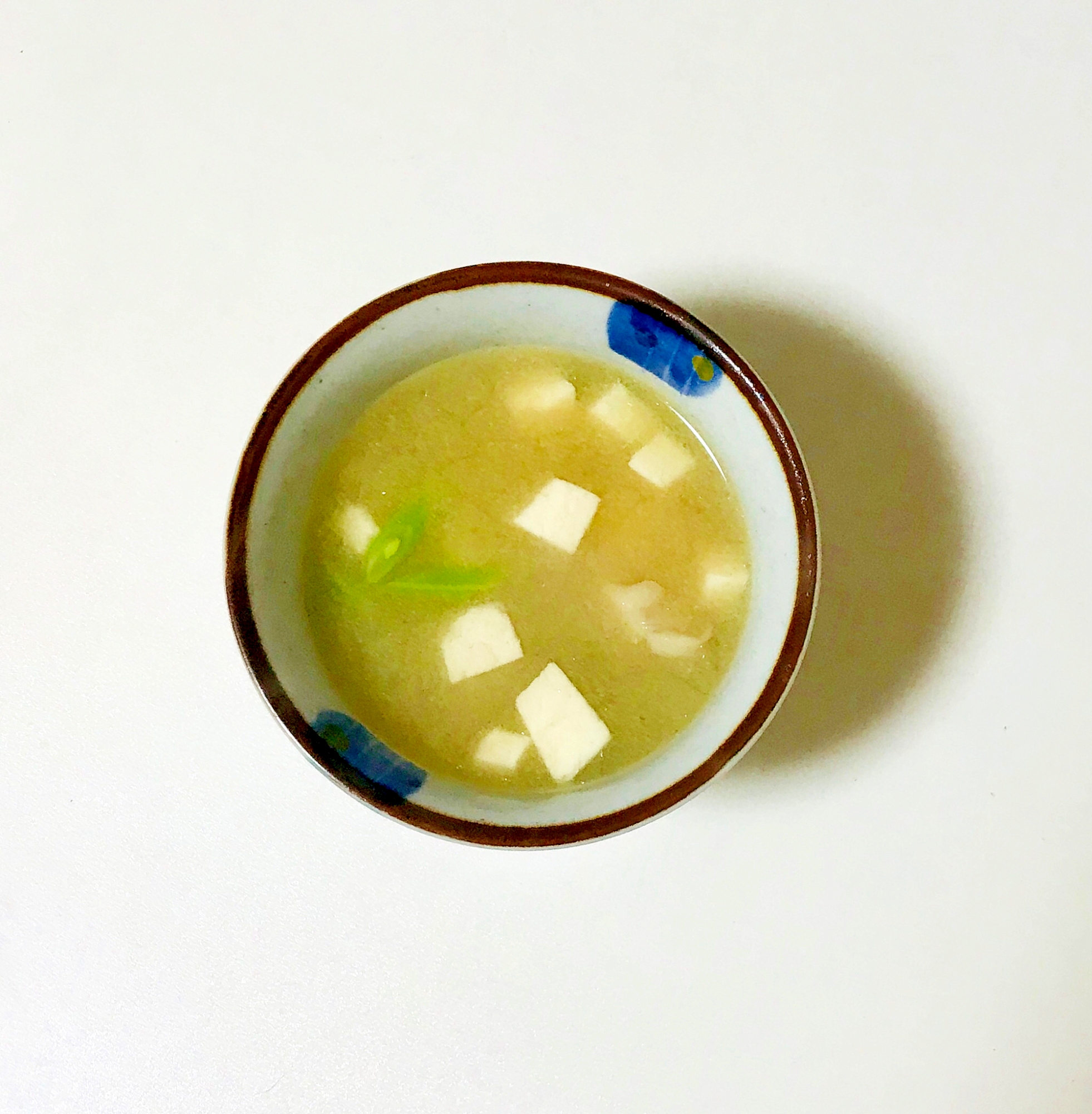いんげんの豆腐味噌汁