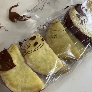 さつまいもも冷凍できるって、今まで気づいてなかった！
大きなさつまいも1本買ったけど食べ切るの大変と思っていたので助かりました( *´ω`* )