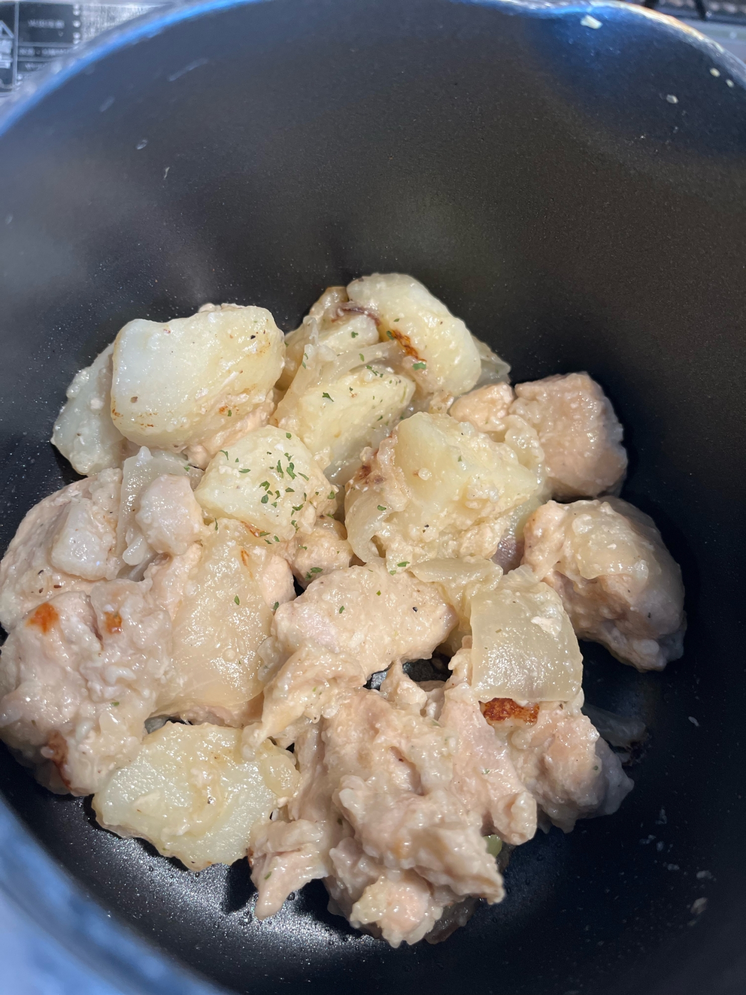 鶏肉のジャーマンポテト　パスタにアレンジも可能⭐︎