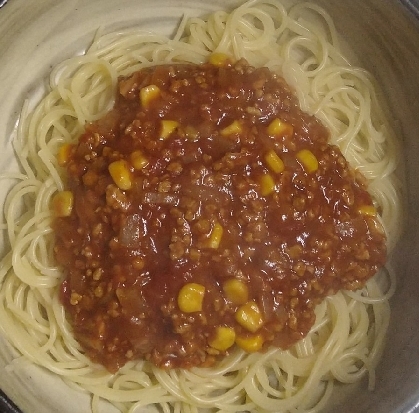 コーンミートソースパスタ