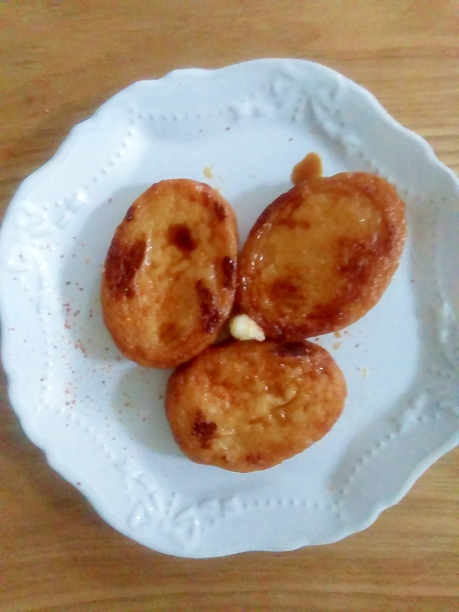 素朴！さつま揚げ焼～にんにく醤油で！
