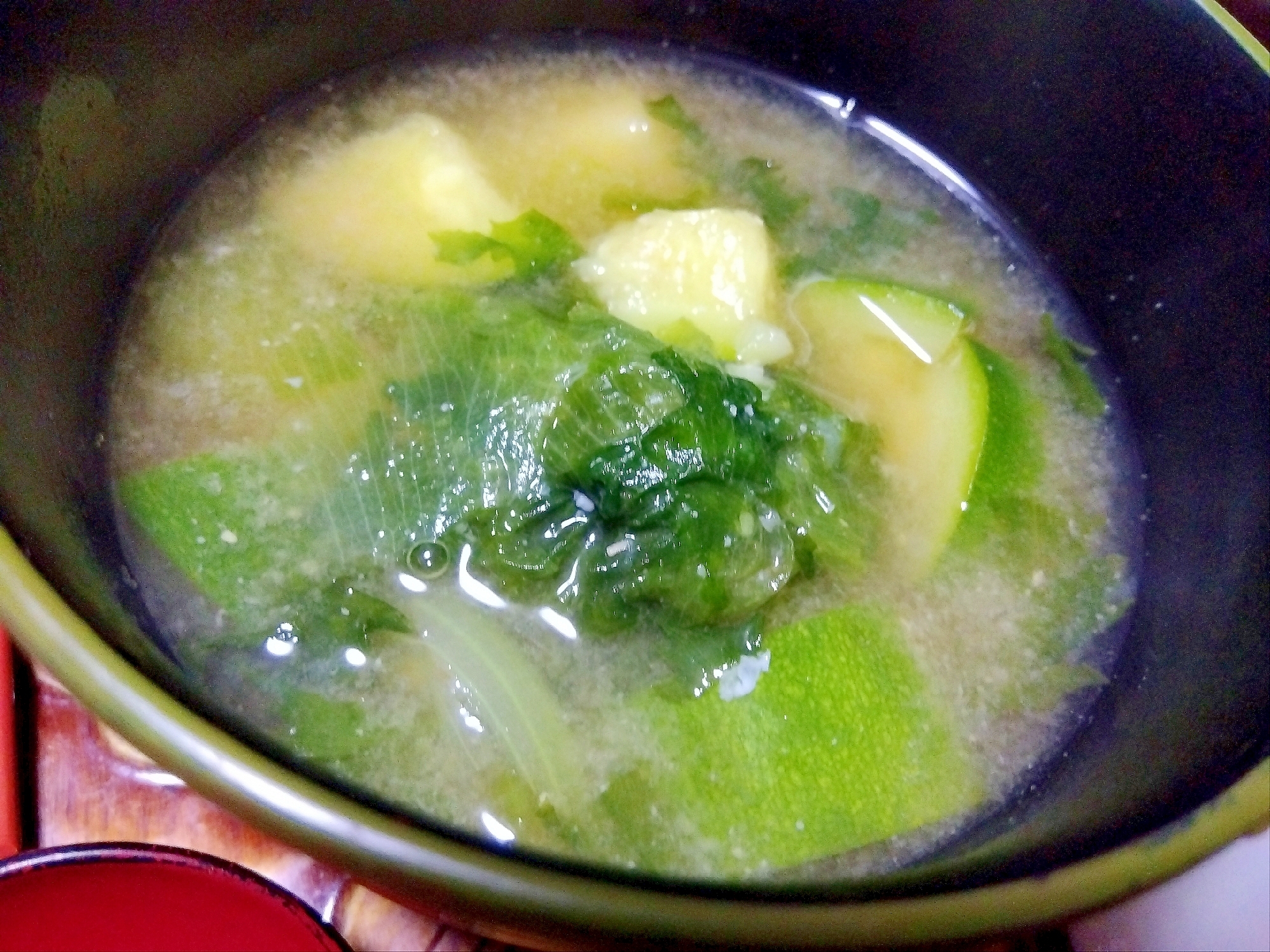 リーフレタス&ズッキーニの味噌汁