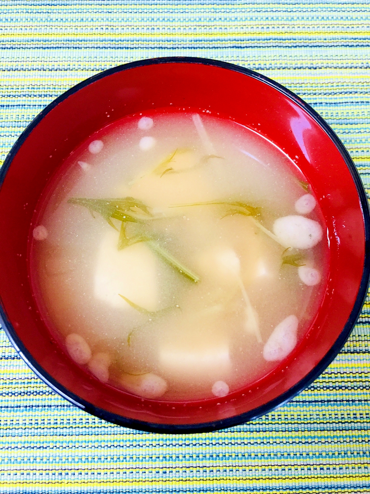 水菜と豆腐と揚げ玉のお味噌汁