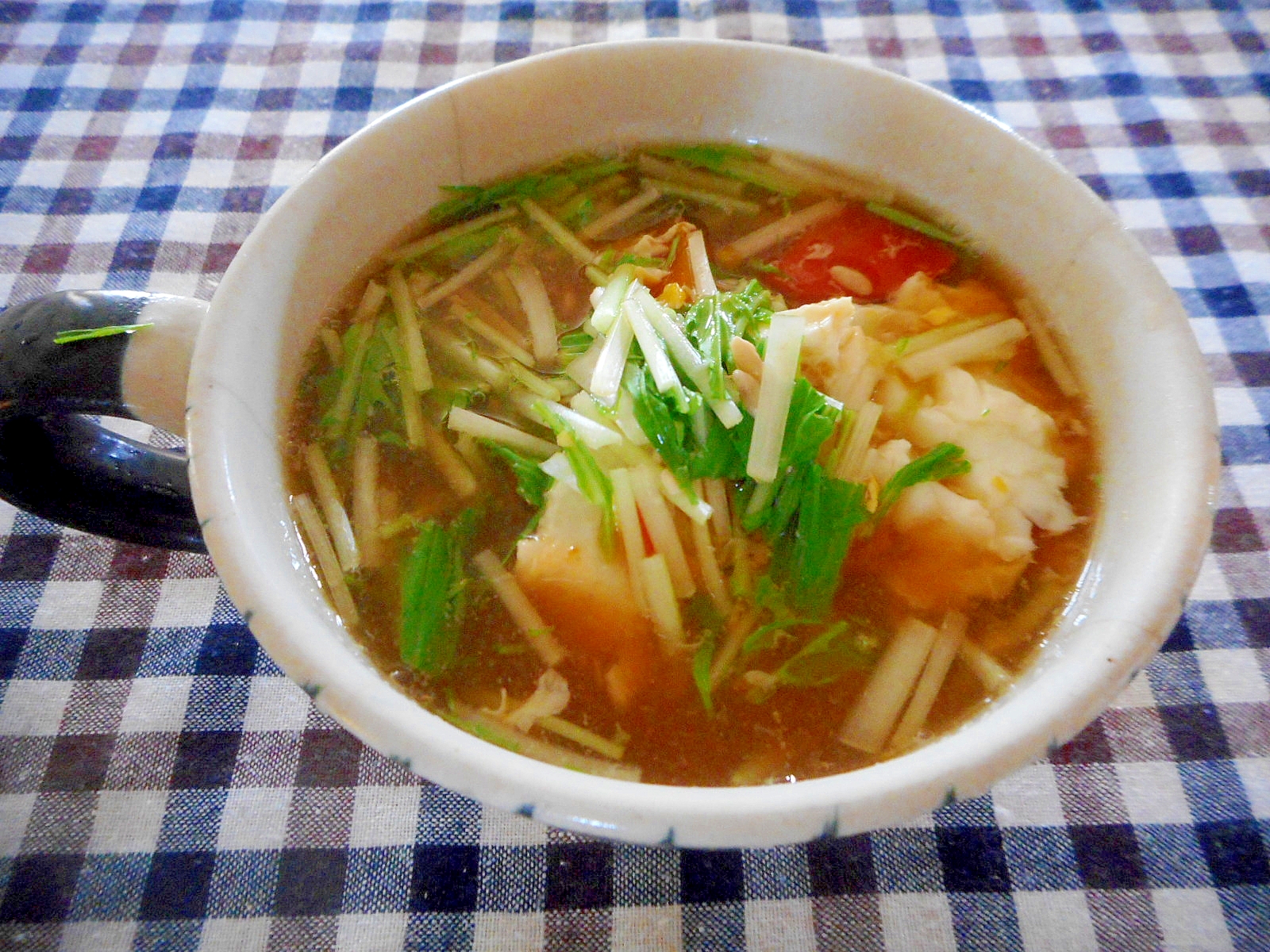 カボチャとキャベツの醤油麹卵スープ