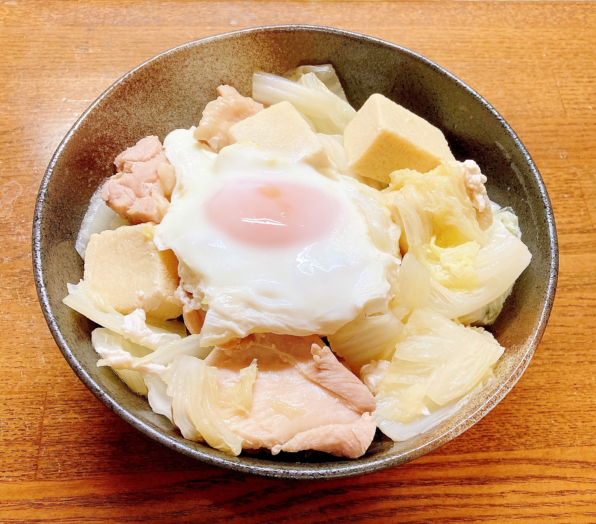 白菜と高野豆腐と鶏肉の卵落とし煮