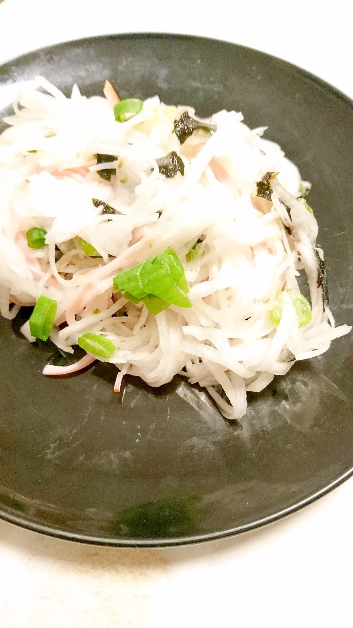 大根とハムと海苔のごま油サラダ