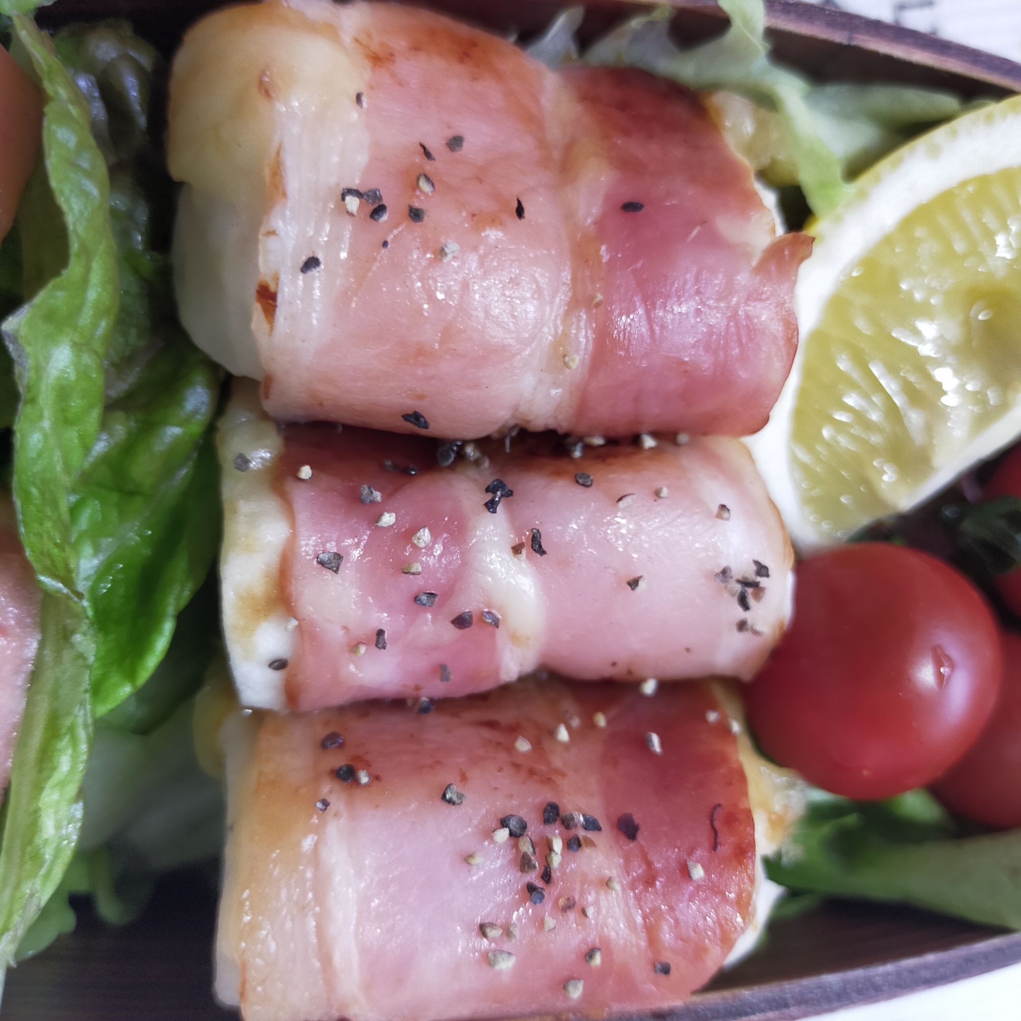 はんぺんのチーズベーコン巻き