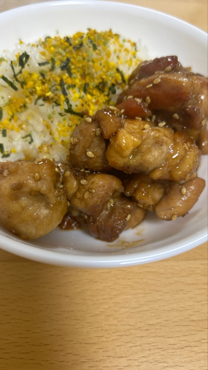 鶏もも肉の胡麻醤油ソテー