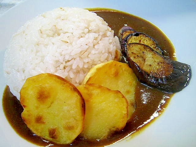 焼きじゃがいもと茄子のカレー レシピ 作り方 By ミルク白うさぎ 楽天レシピ