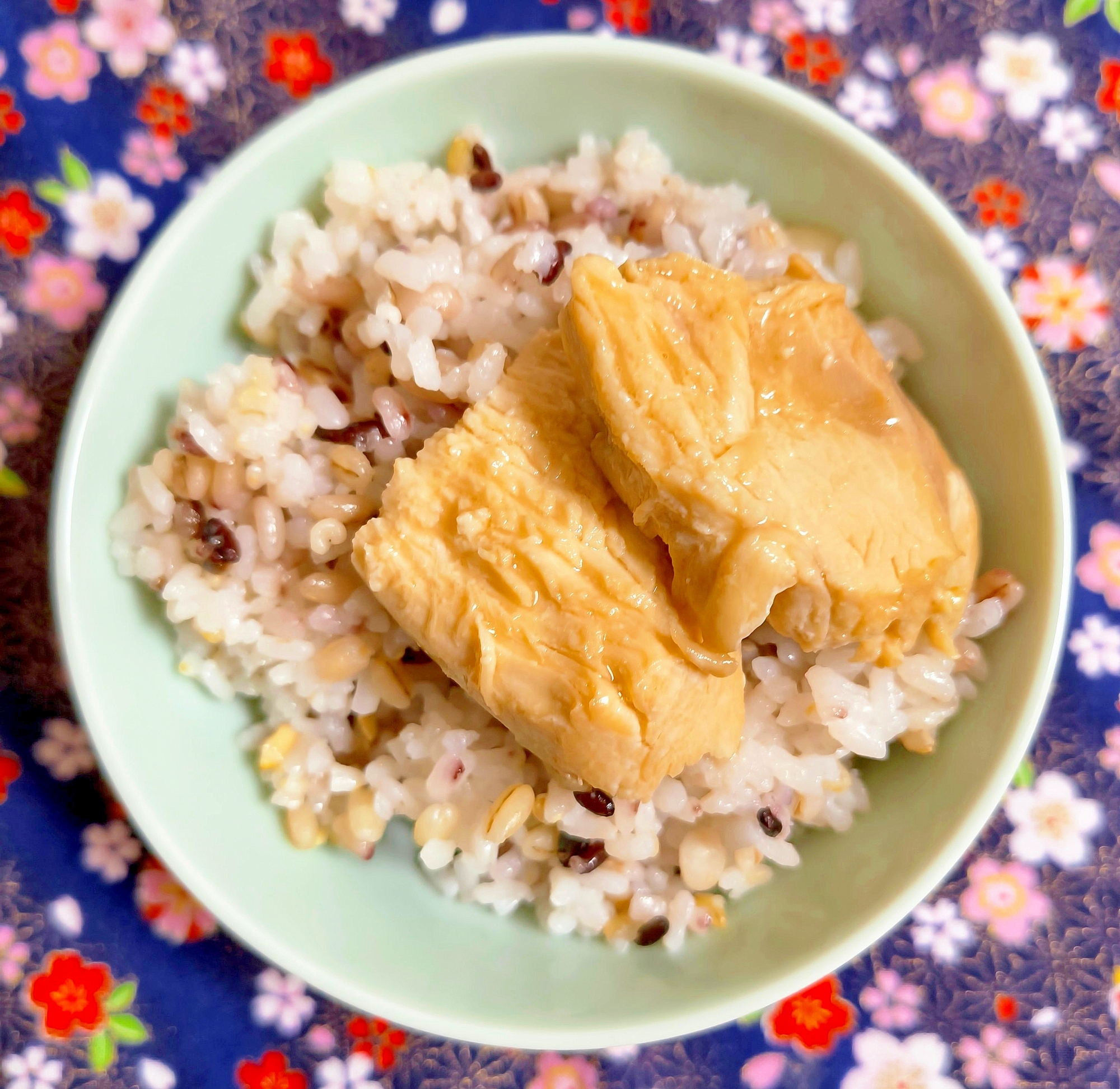 レンチンでめっちゃ簡単☆やわらか鶏むねチャーシュー