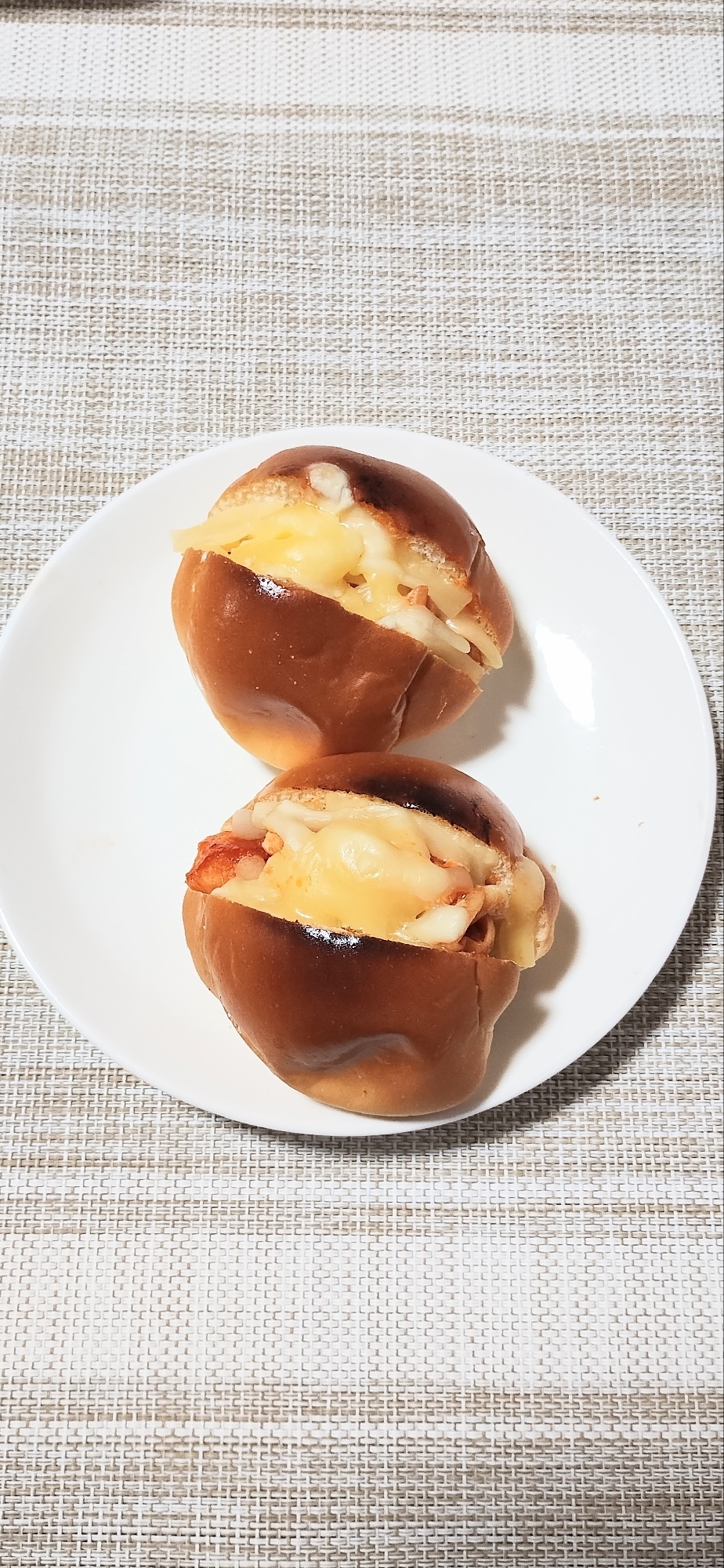 国産チーズのチーズタッカルビ風焼きサンド