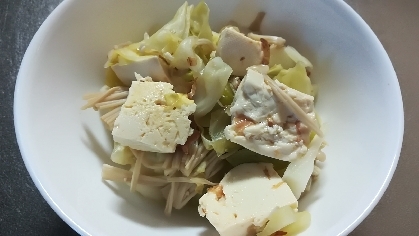 凍り豆腐とキャベツの煮浸し