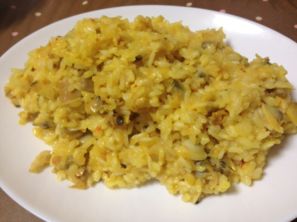 あさりが沢山あったのでパエリアにしました、パプリカがもっとあれば見栄えが良かったんですが少なくてみじん切りに。味すごい好みでした！リピートしたいです！