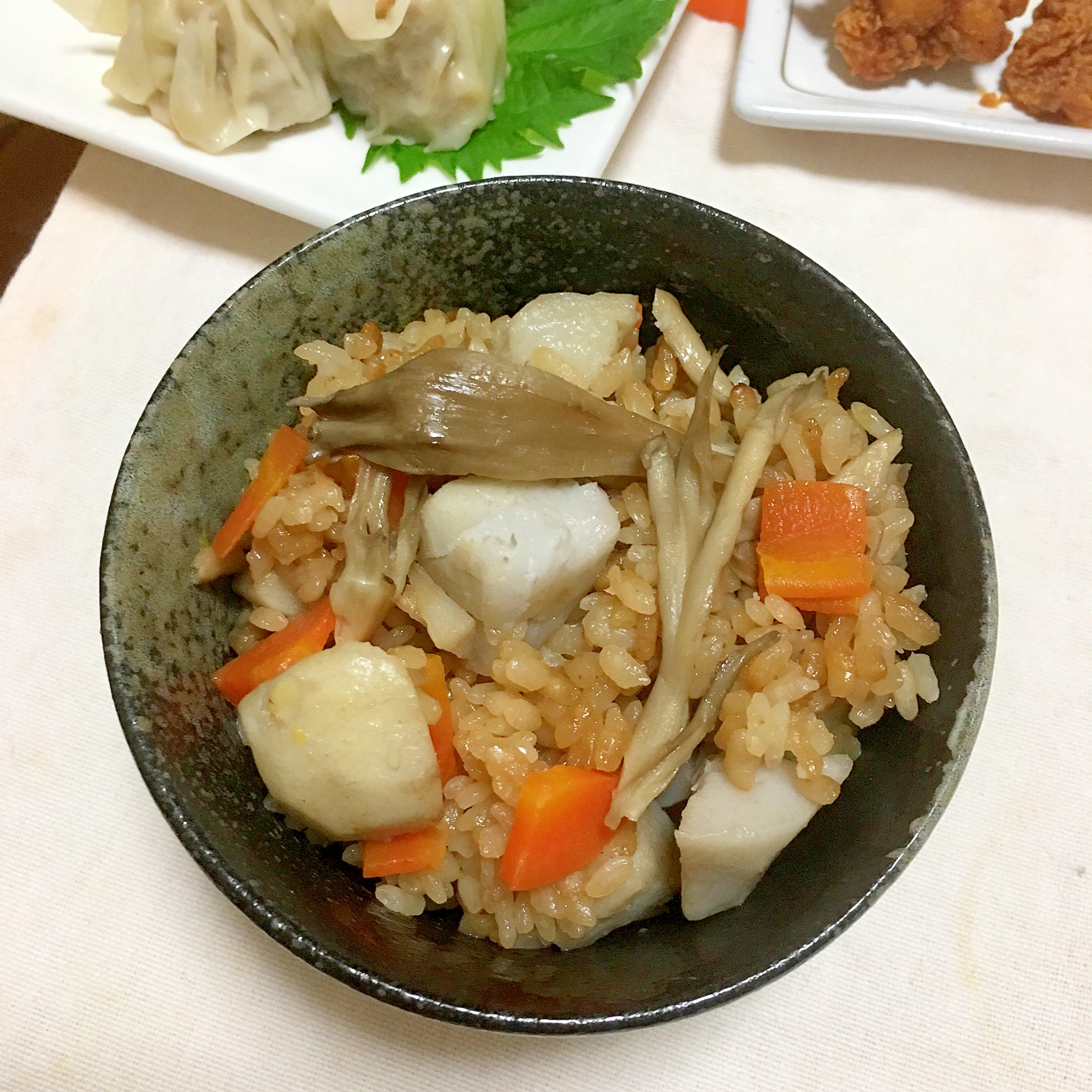 舞茸と里芋の焼肉たれとオイスター炊き込みご飯♡