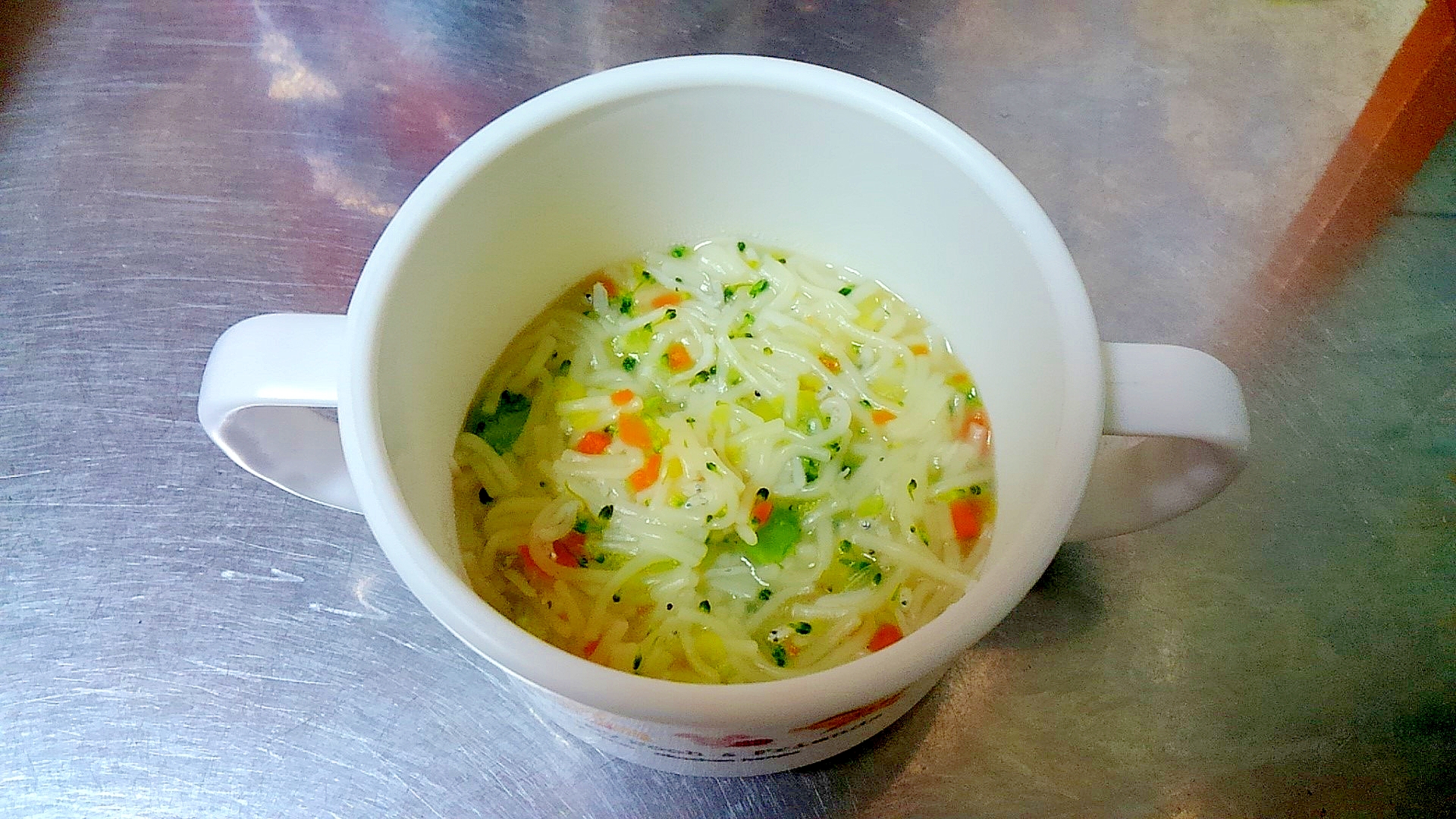簡単!葉酸たっぷり8か月の素麺離乳食