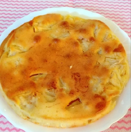 丸型のケーキ型で作らせて頂きました♥(*^^)v
自分で持っているケーキ型ではこれが浅くて丁度良かったので!!
しっとりして甘さ控えめで美味しく頂きました♥