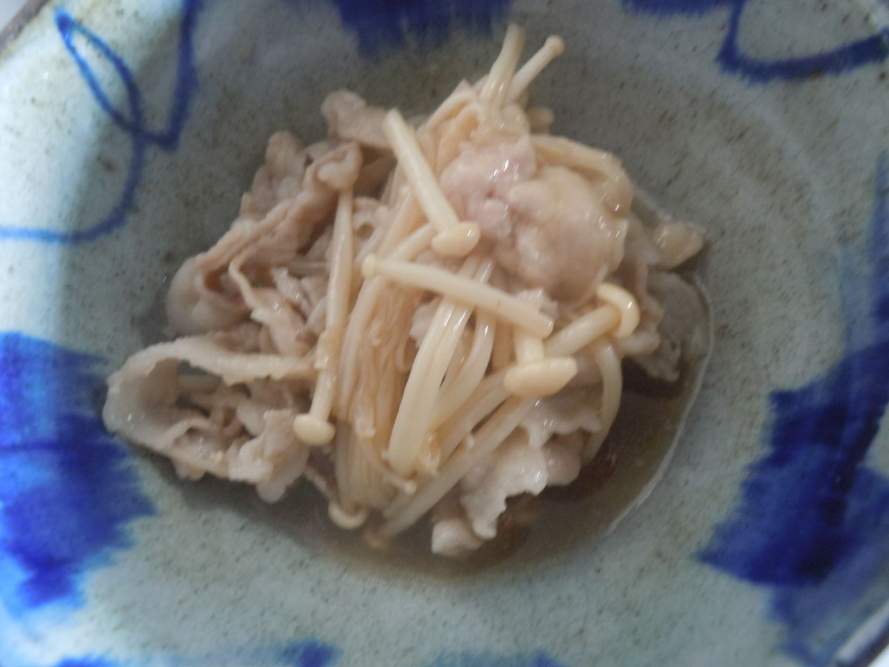 エノキと豚肉の麺つゆマヨ炒め
