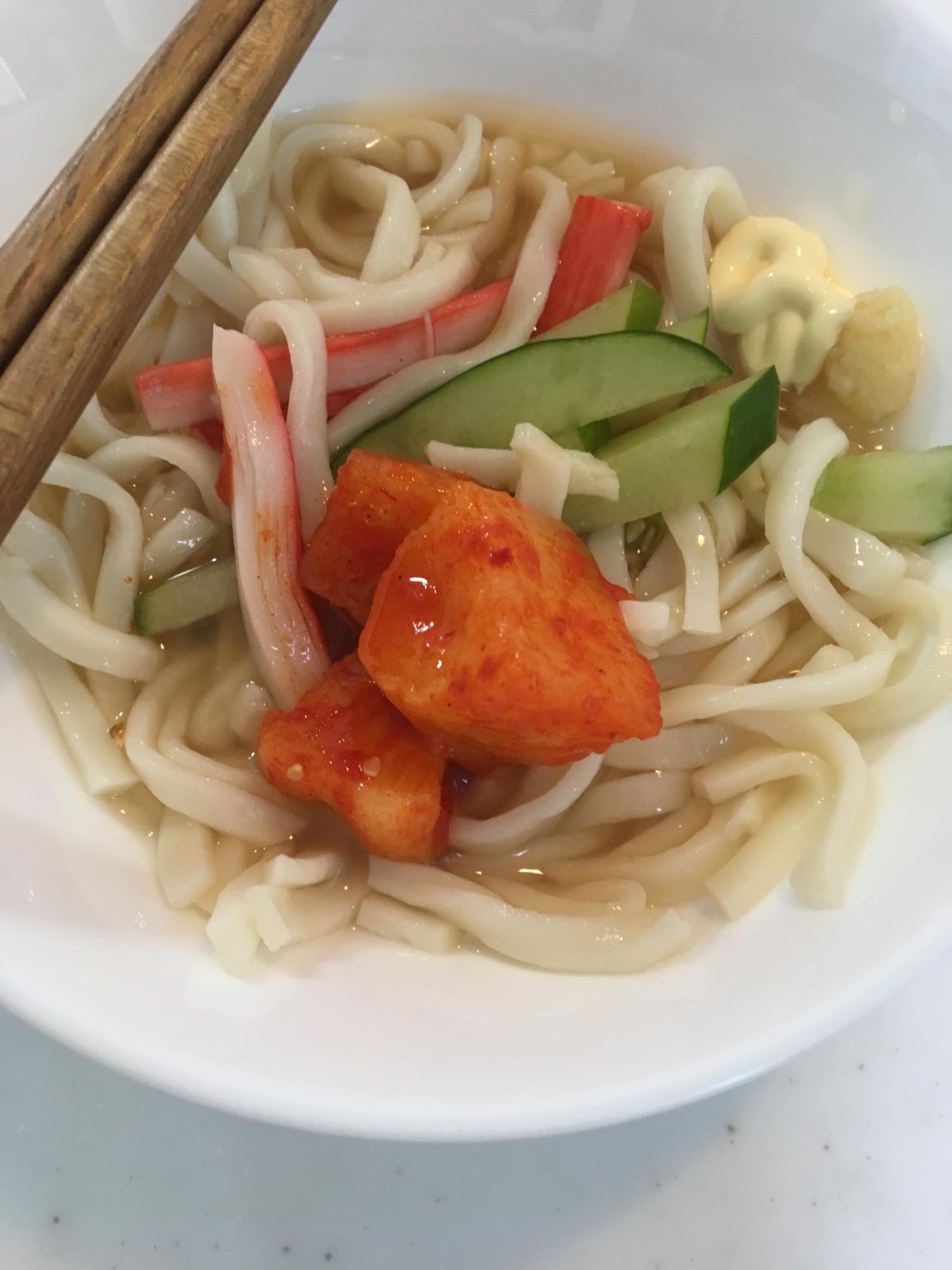 大根キムチとカニカマのマヨ冷やしうどん(^^)