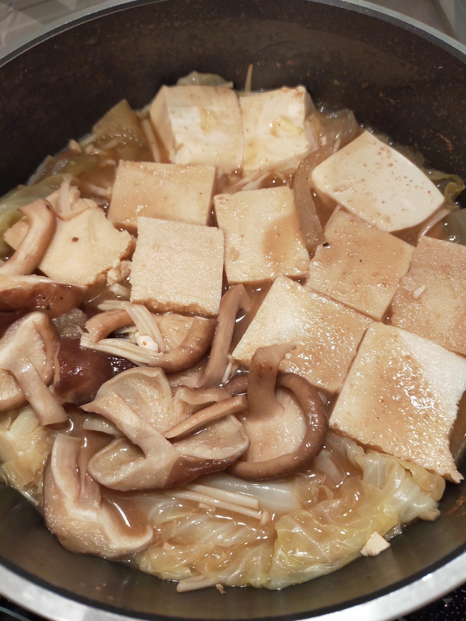 ダブル豆腐としいたけの味噌ちゃんこ鍋煮