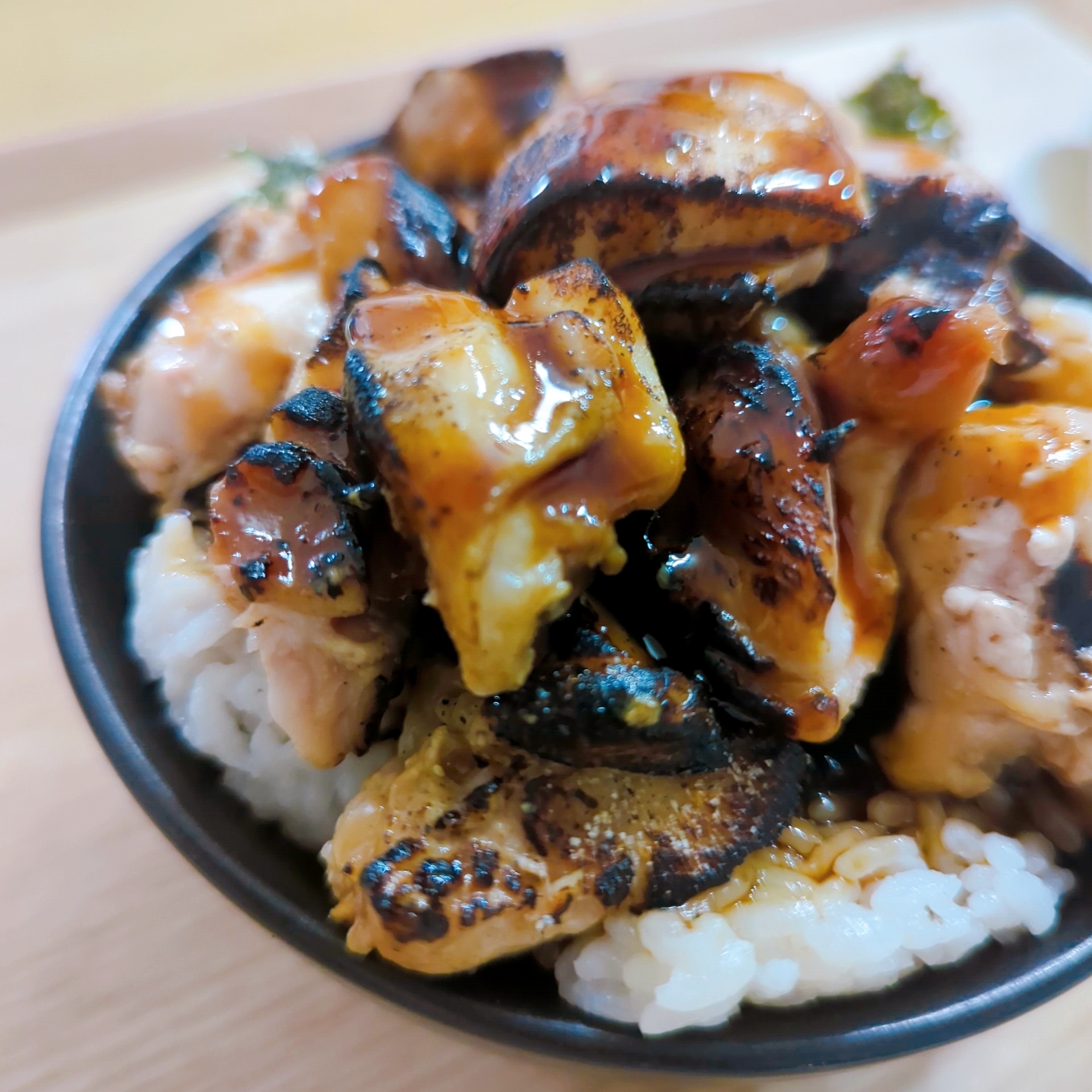 焼き鳥丼！鶏もも肉で