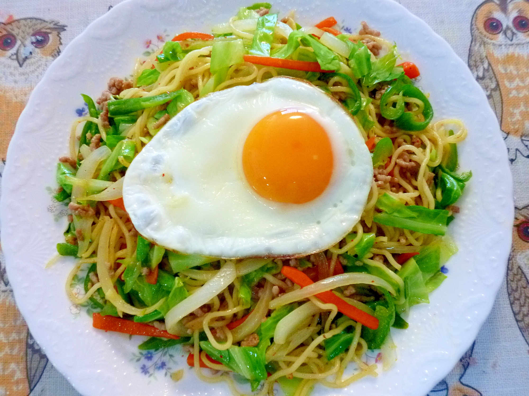 たっぷりの細切りと豚挽肉で♪インド風焼きそば