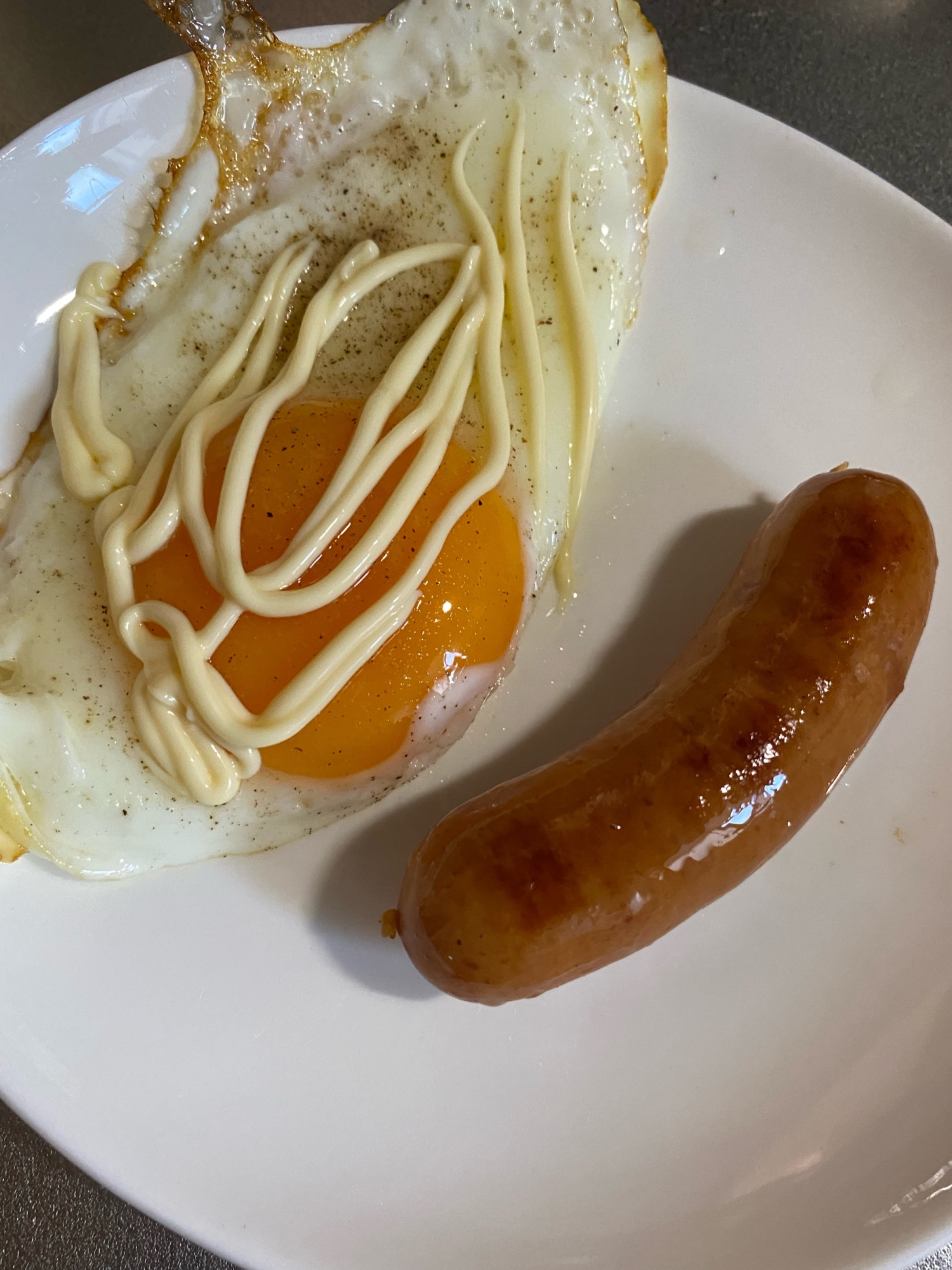 目玉焼きとウィンナー