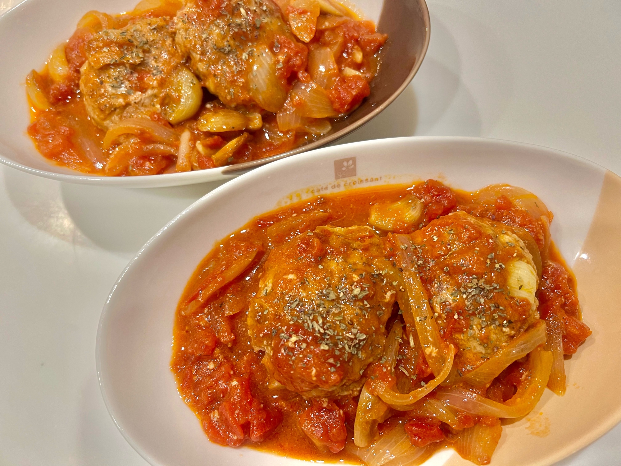 トマトの煮込みハンバーグ