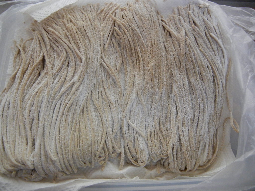 年越しそばを手打ちで　4人分手打ちそば