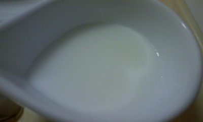 牛乳と砂糖だけで作れるなんて！！すごい＾＾
おいしかったです♪
お手軽なのでまたつくります！
ごちそうさまでした☆