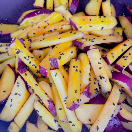 おはようございます
朝から、フライパンで
お手軽「大学芋」
味見で沢山食べちゃいました笑笑