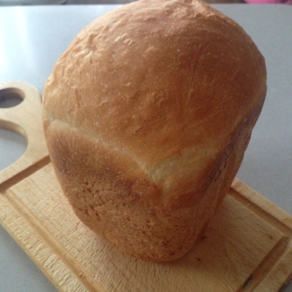 シンプルなパンが食べたくてつくってみました！朝食にピッタリですね。ありがとうございました(^^)