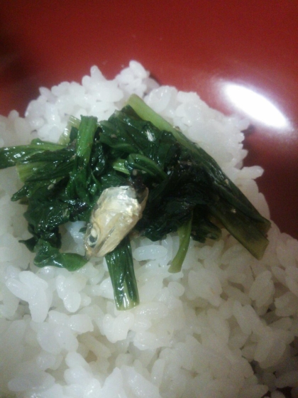 小松菜と煮干しのマヨ醤油炒め