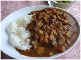 牛すじカレー